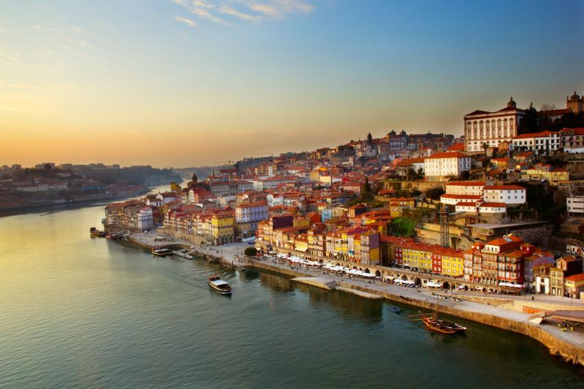 LIVEABOARD DIVING IN Portugal